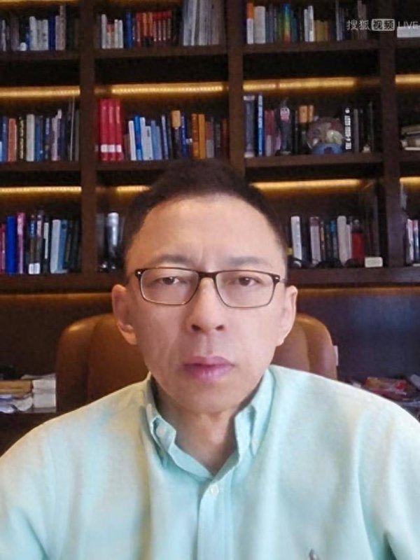 白宫晚宴惊现枪手？马里国防部长在家中被炸身亡？《张朝阳的英语课》分享全球热点